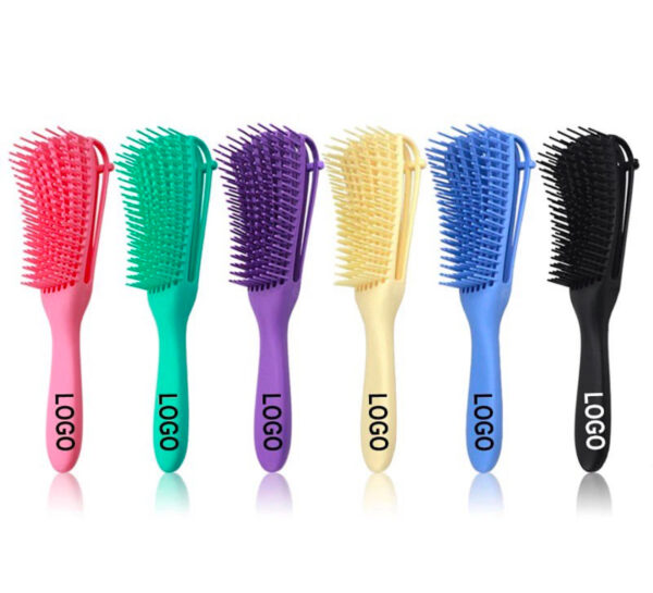 Flexibile detangling brush